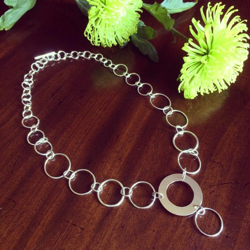 Wire hoop necklace Wire hoop necklace